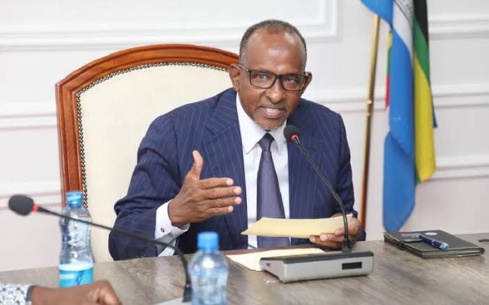 Lawyers seek to bar Duale from holding public office over controversial remarks