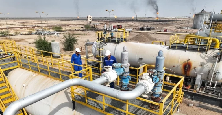 Oil revenue crisis leaves Iraq struggling to pay workers